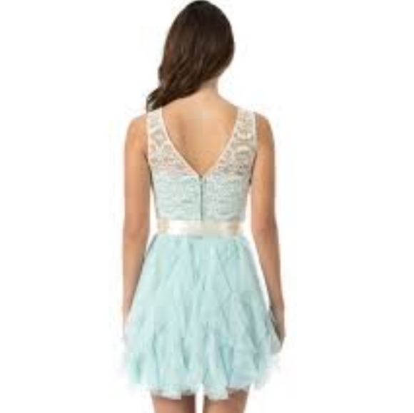 TEAZE ME SZ 7 Green/Ivory Ruffle Tulle Sleeveless Cocktail Dress - Picture 3 of 15